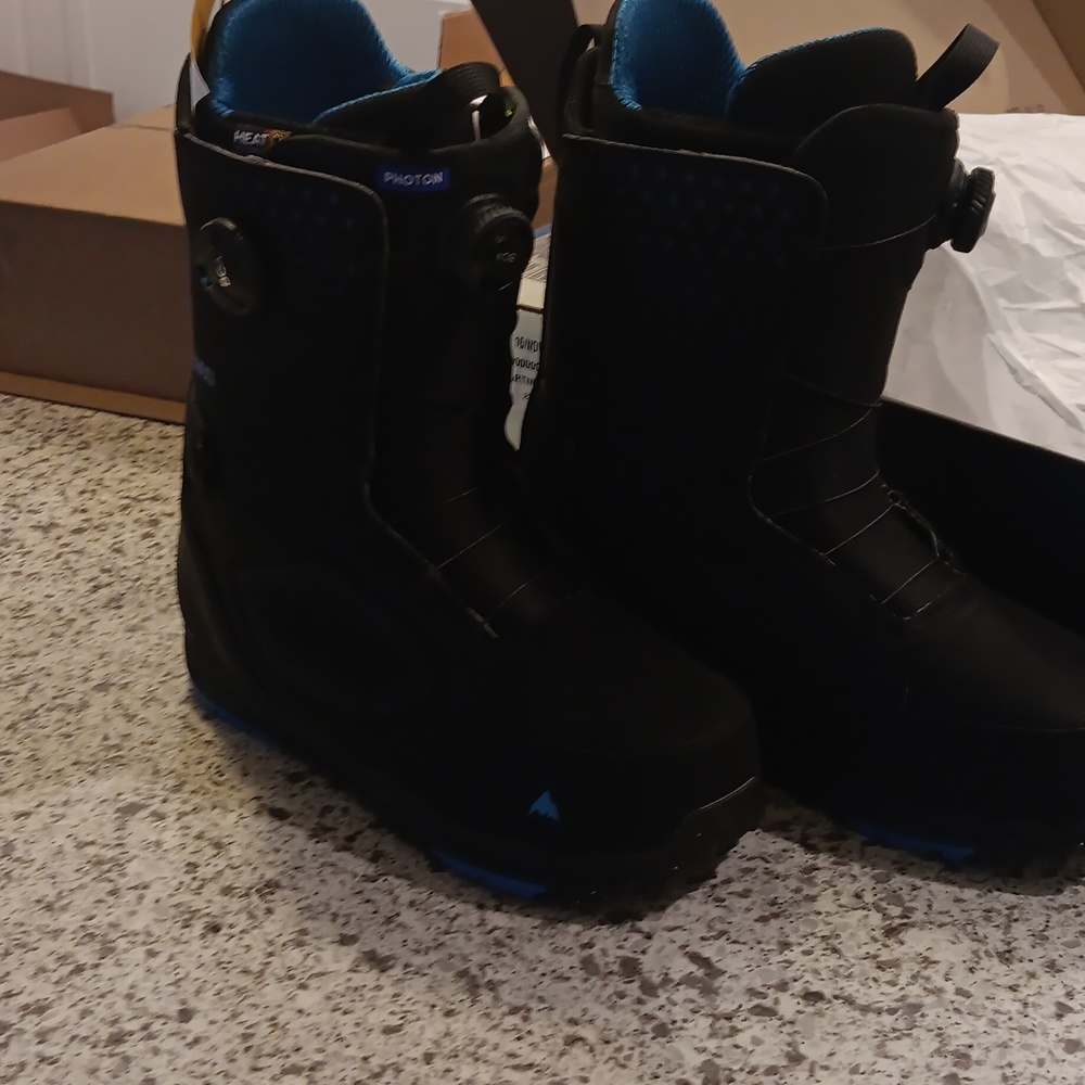 Size 12 Men's Snowboard Boots